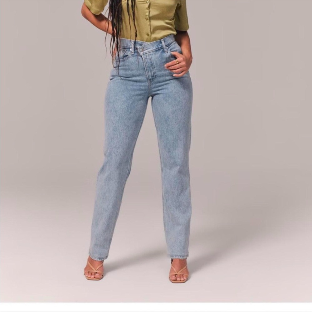 BRAND NEW Cross Cross Curve Love Jeans Never worn!